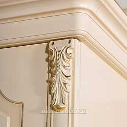 Шкаф 3-х дв. для платья и белья с зеркалом