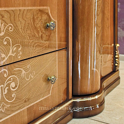 Витрина трехдверная Floriana орех